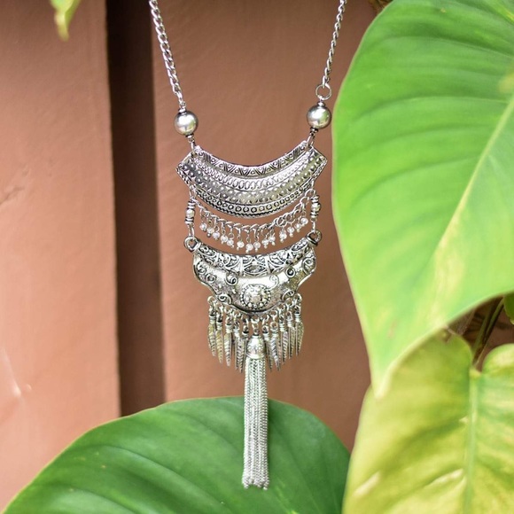 Long Bohemian Statement Necklace - Picture 3 of 3